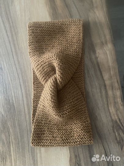 Повязка на голову вязаная