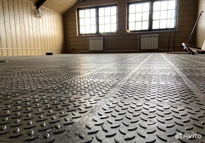 Модульная плитка пвх для цеха