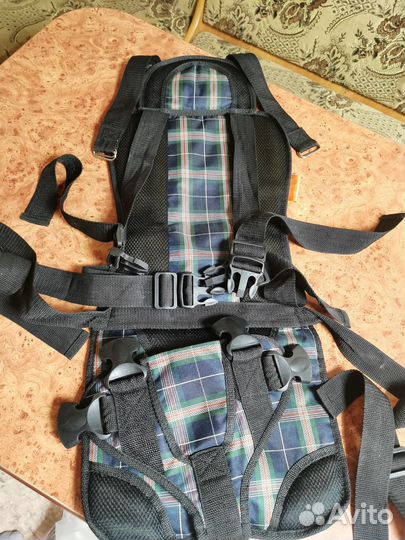 Бескаркасное автокресло