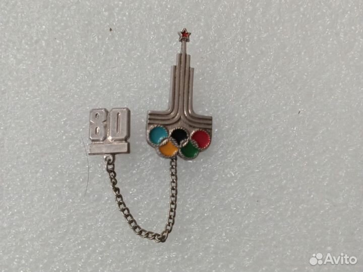 Значок олимпийский