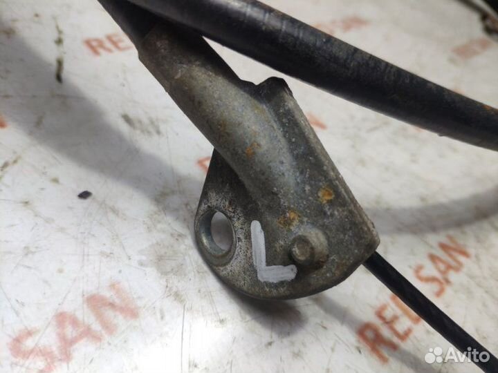Трос ручника левый Toyota Rav 4 ALA30R 2adftv 2007