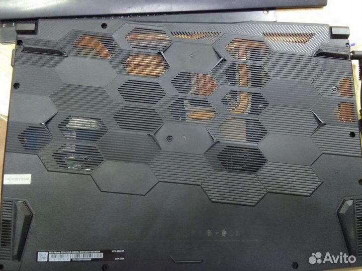 Ноутбук msi i5 GF66 Katana 12 UE - 868XRU