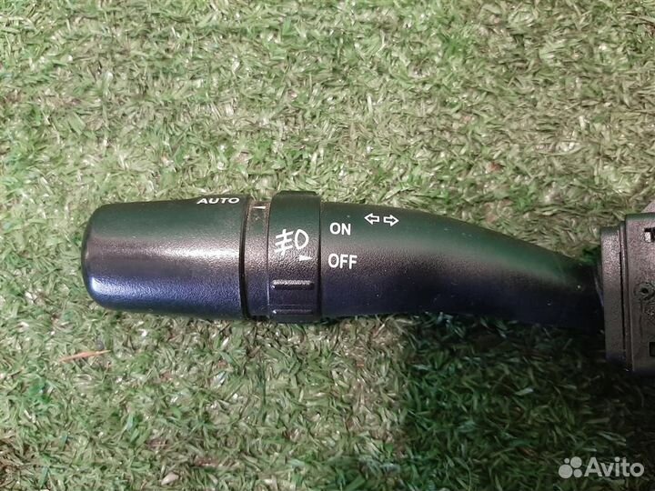 Подрулевой переключатель поворотов KIA Sorento 1