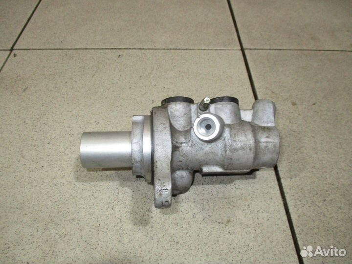 Цилиндр тормозной главный VW Touareg 2 (7P)