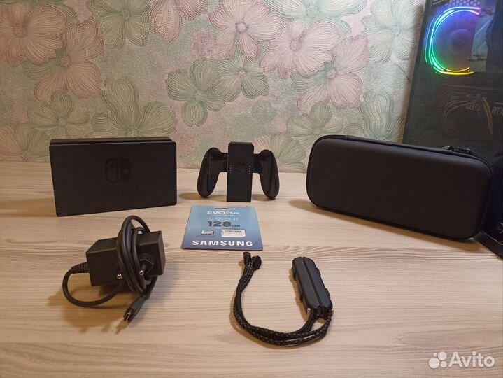 Nintendo switch прошитая + игры