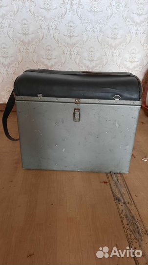 Зимний рыболовный ящик