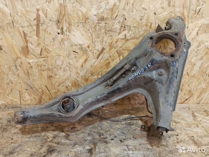 Рычаг задний правый Honda CRV 1