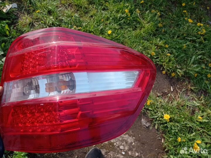 Фонарь mercedes ml w164 правый