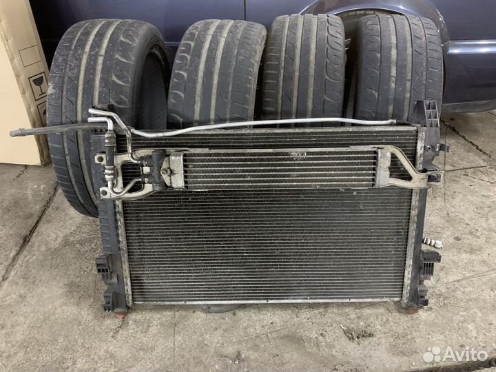 Радиатор охлаждения на мерседес W169/W245 АКПП