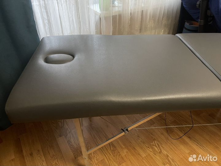 Массажный стол складной с вырезом