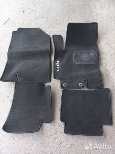 Автомобильные коврики