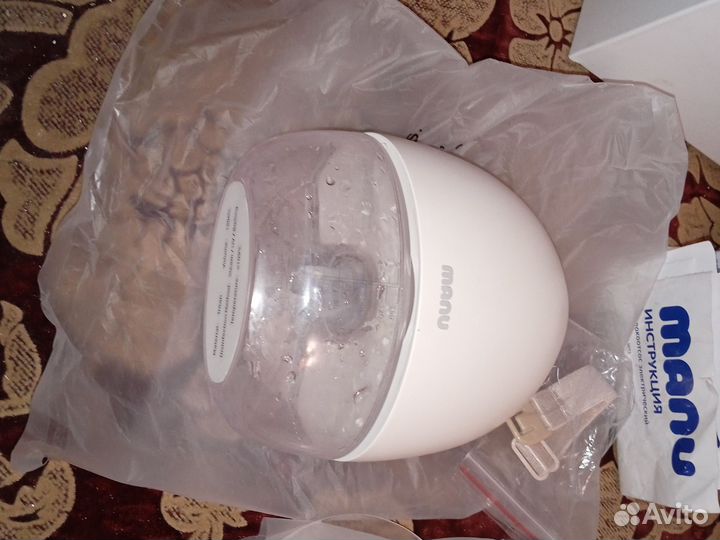 Молокоотсос электрический manu 150мл 4 режима