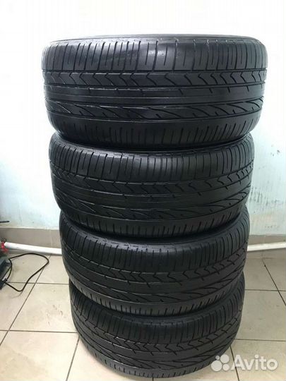 Bridgestone Dueler H/P 265/50 R19