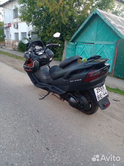 Suzuki Skywave 400