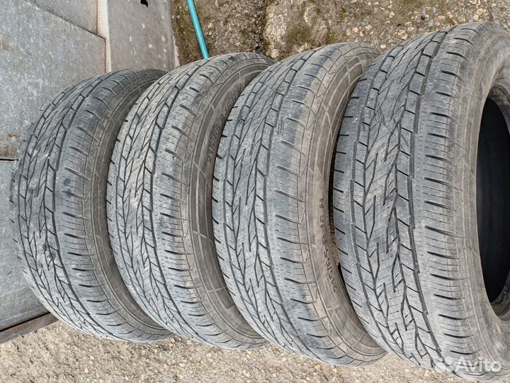 Continental ContiCrossContact LX2 215/65 R16 98H