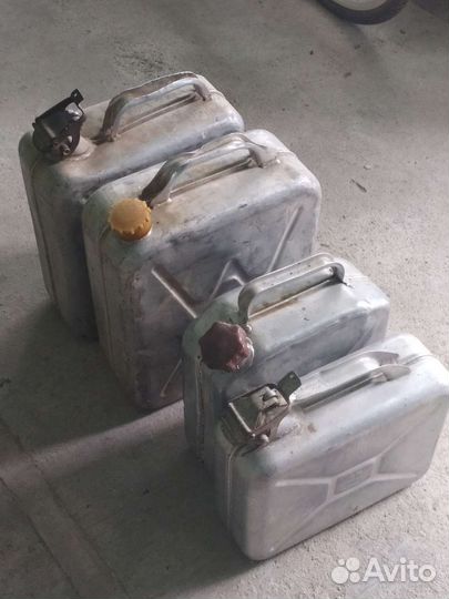 Канистра металлическая 20 л