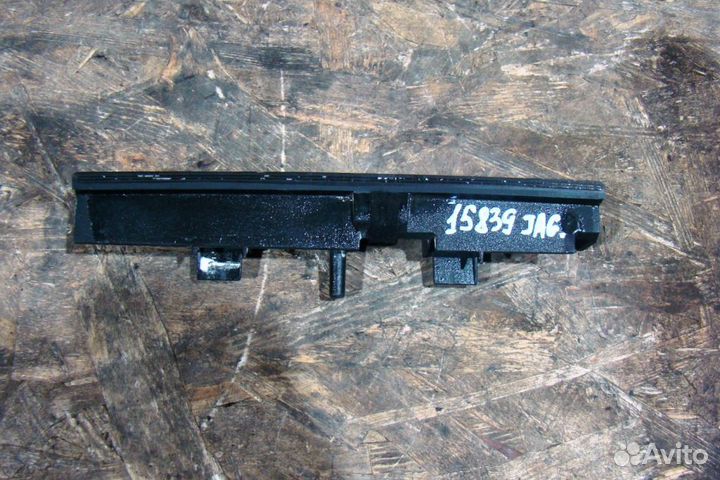 Jaguar XF Накладка центральной консоли