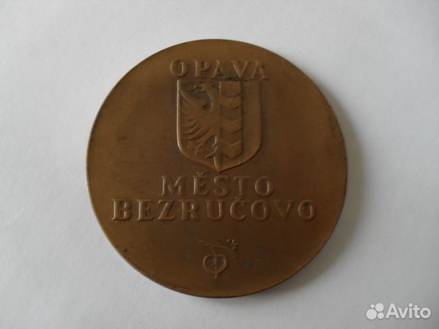 Настольная медаль 