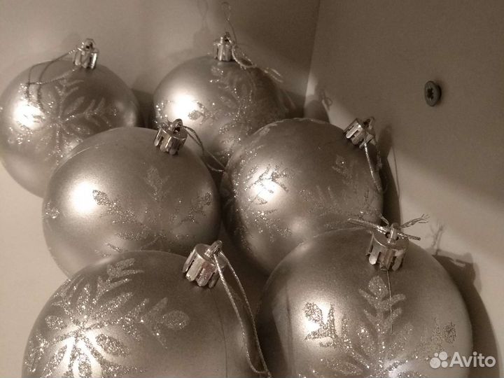 Новогодний набор елочных шаров серебристые шары