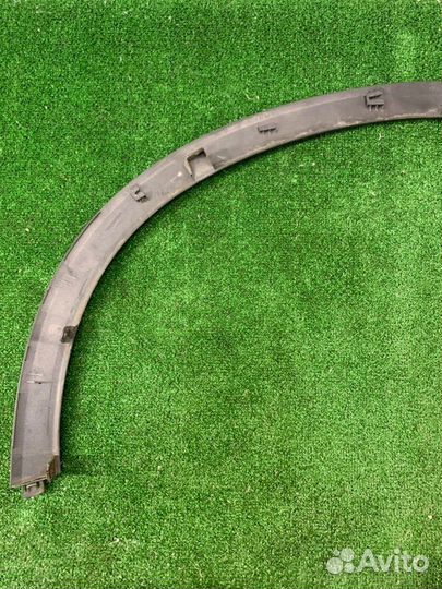 Накладка на крыло передняя правая Honda Cr-V RM1