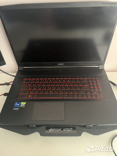 Ноутбук MSI Katana GF76 12UC-257XRU