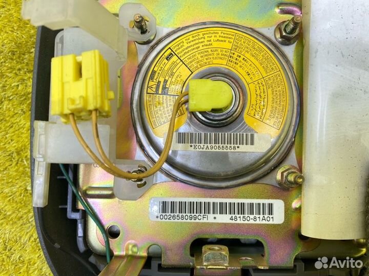 Подушка безопасности водителя передняя Suzuki 139378