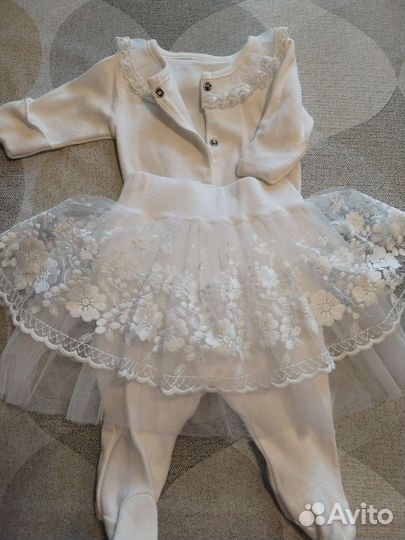 Комплект на выписку для девочки