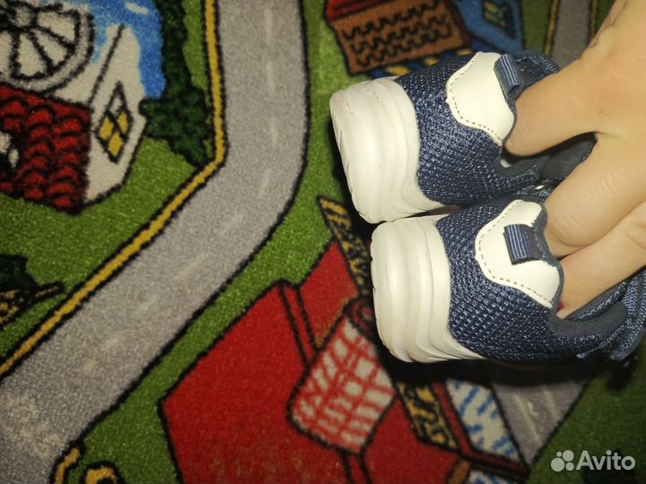 Кроссовки 21 размер