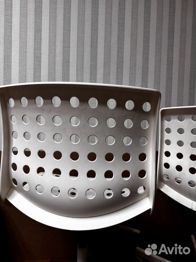 Стулья вращающиеся сколберг IKEA