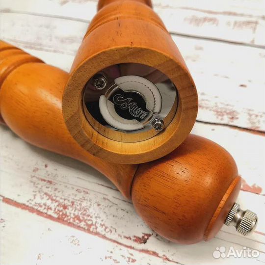 Деревянная мельница