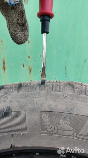 Michelin X-Ice North 225/55 R17