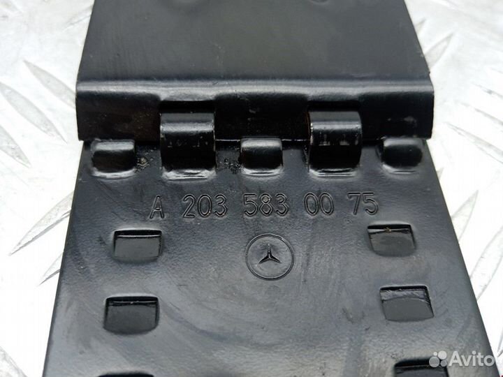 Упор противооткатный Mercedes-Benz C-Класс