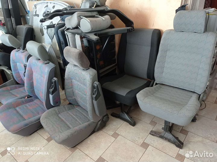 Фольксваген Т4 Обшивки пер дверей карты