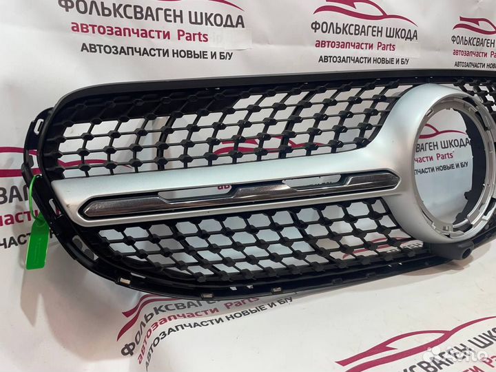 Решетка радиатора Mercedes C253 W253 GLC A25388077