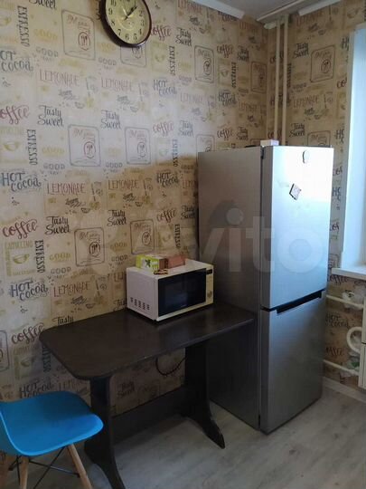 2-к. квартира, 50 м², 2/10 эт.