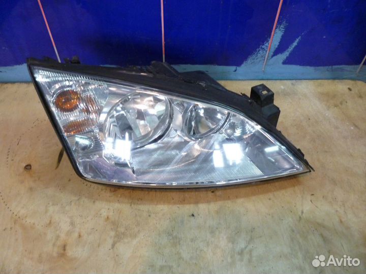 Фара передняя правая Форд Мондео 3 Ford Mondeo 3