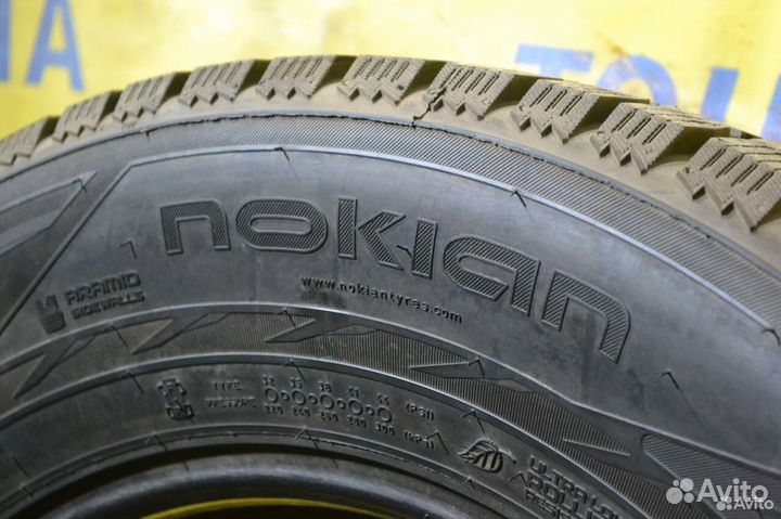 Nokian Tyres Hakkapeliitta R2 SUV 235/65 R17