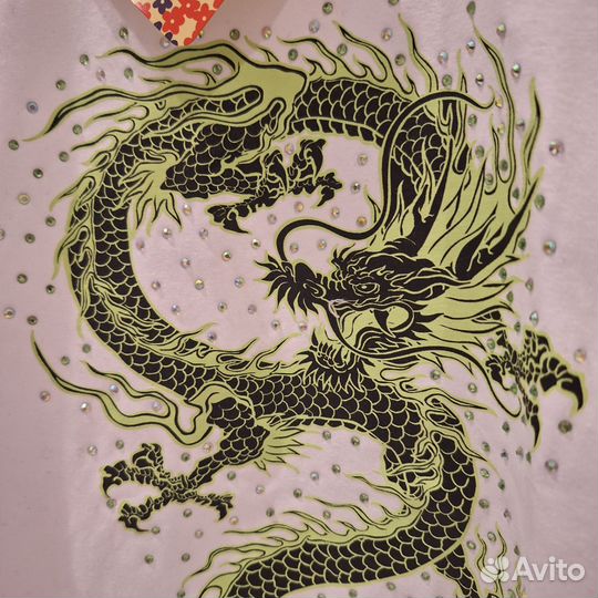 Футболка со стразами 46