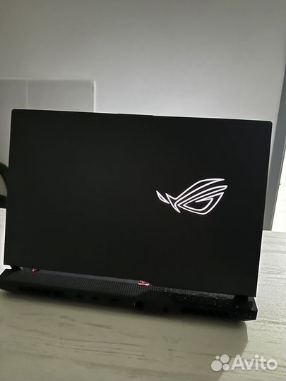 Ноутбук asus ROG Strix G15 G513R 300гц