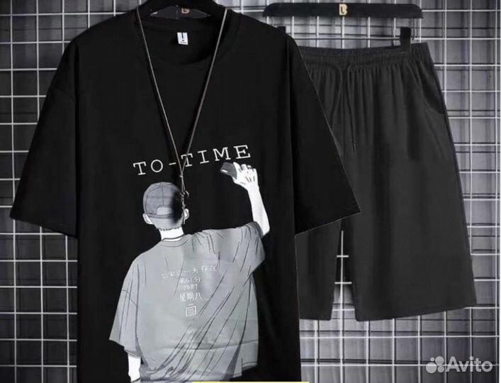 Спортивный костюм