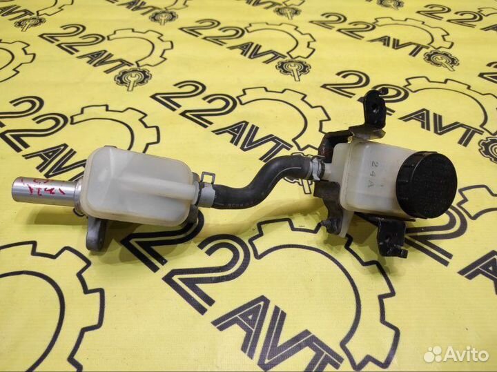 Главный тормозной цилиндр Nissan Teana J32 VQ25DE