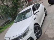 Kia Optima 2.0 AT, 2019, 224 000 км, с пробегом, цена 1 599 999 руб.