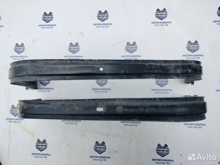 Крепление топливного бака Volkswagen Tiguan 1