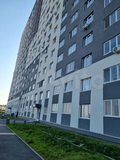 1-к. квартира, 40 м², 1/17 эт.