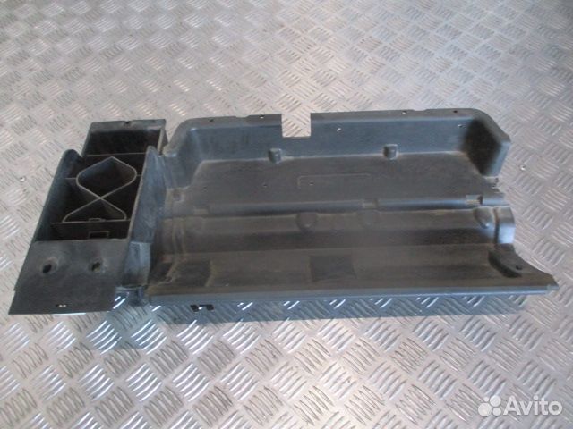 Плафон освещения салона кабины левый MAN 812520162