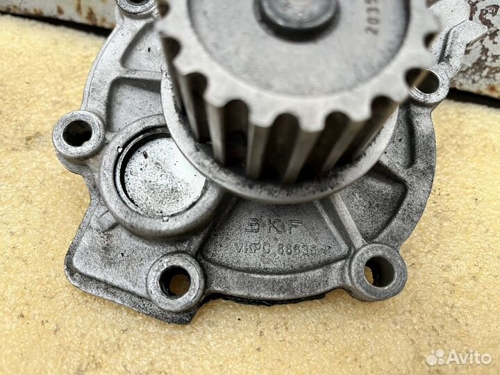 Помпа Volvo XC90 2002-2014 2.9T