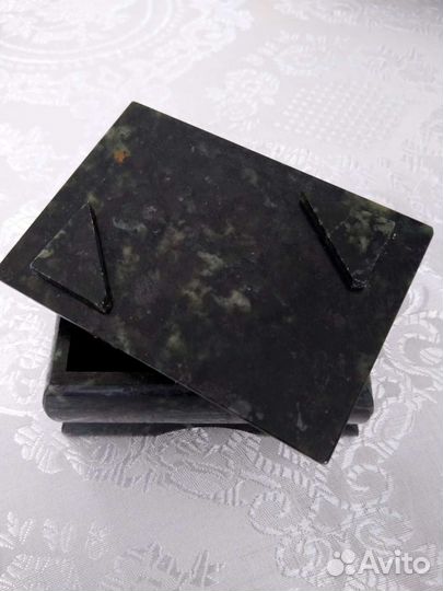 Шкатулка из натурального камня