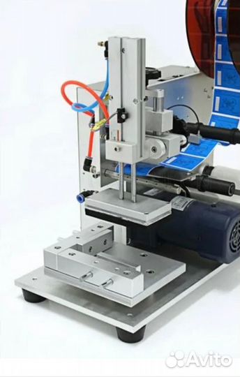 Полуавтоматический аппликатор этикеток для плоской