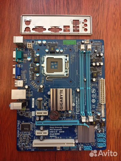 Материнская плата