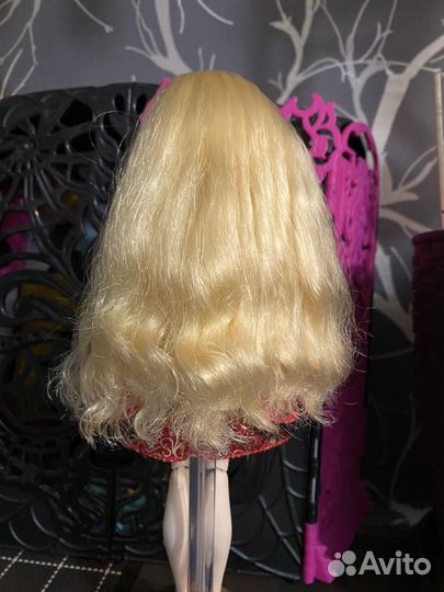 Ever After High Эппл Вайт